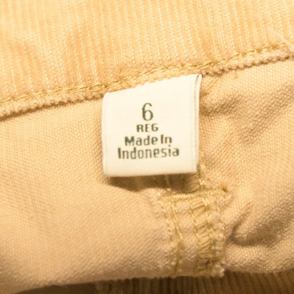 LL Bean BeanFlex Corduroy Favorite Fit Straight Leg Jeans Beige Womens 6 30x29 - Picture 3 of 7